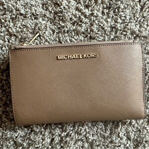 Michael Kors Adele Leather Smartphone Wallet